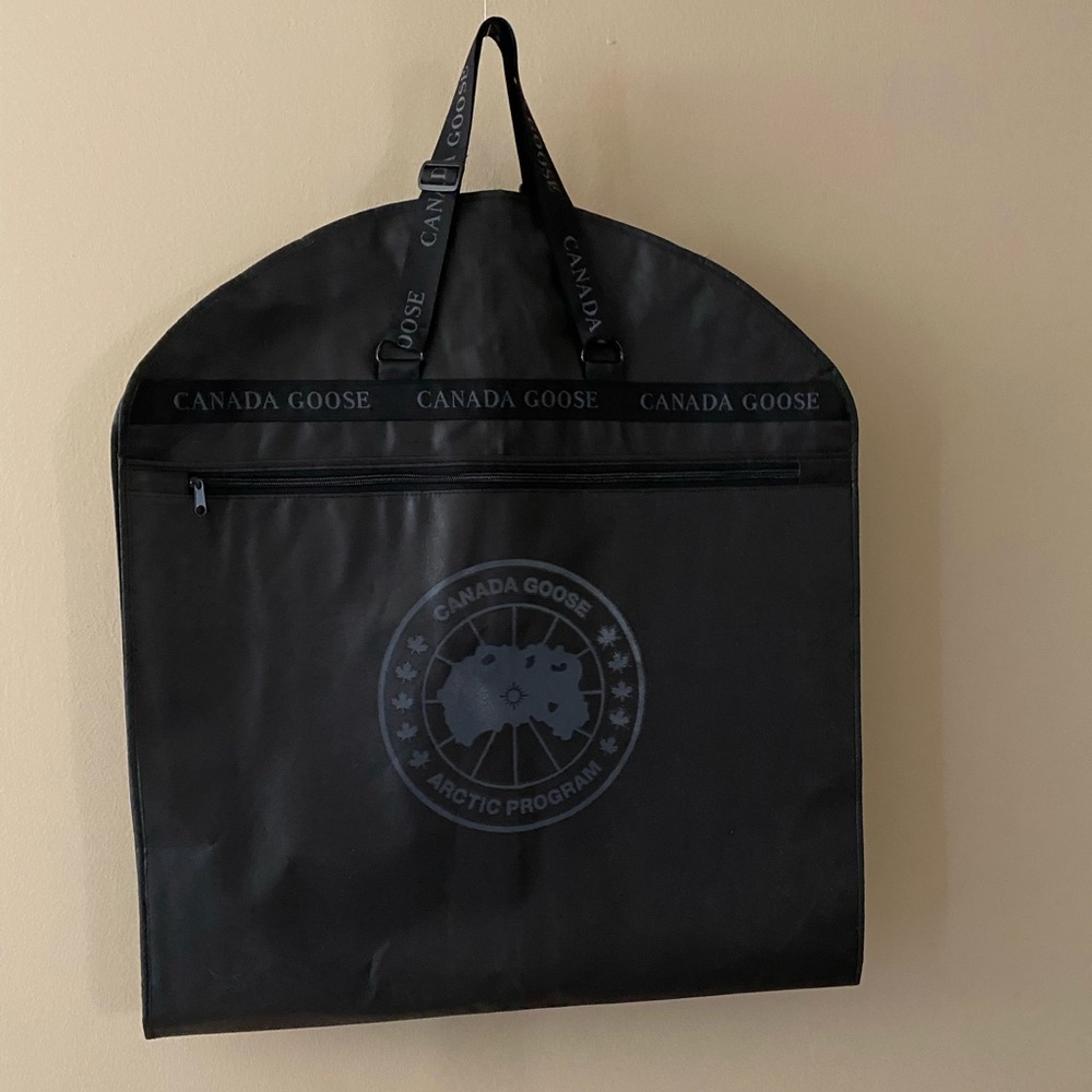 Canada ๐จ๐ฆ Goose Garment bag set - Picture 6 of 12